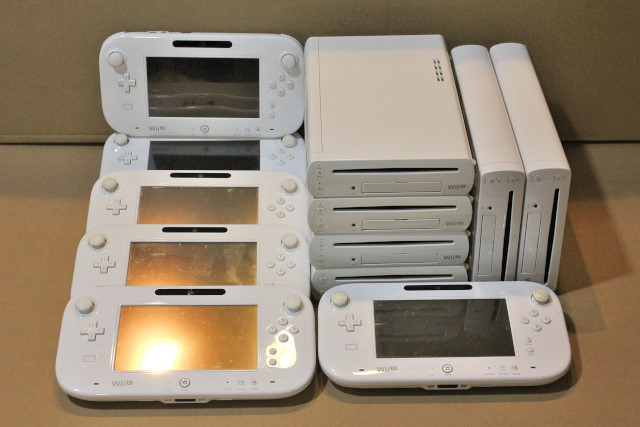 ジャンク 起動確認 初期化済み Nintendo Wii U 本体 6台 ゲームパッド 6台 セット Wii U本体 売買されたオークション情報 Yahooの商品情報をアーカイブ公開 オークファン Aucfan Com