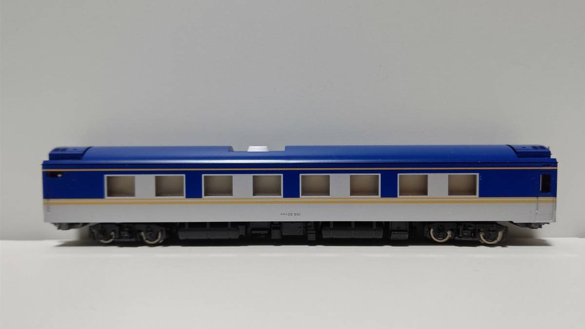ワールド工芸 皇室用客車 御料車第一号（新）Nゲージ 皇室用客車