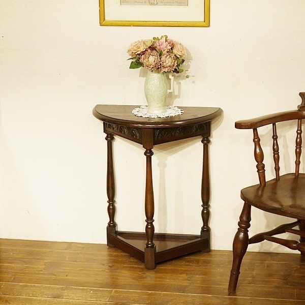 英国イギリスアンティーク家具 ディスプレイキャビネット 猫 英国