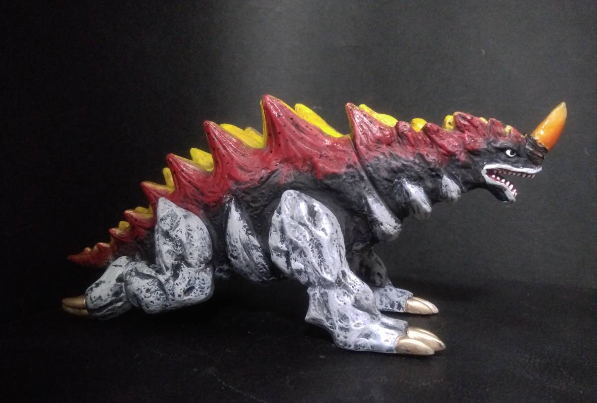 ウルトラ怪獣ソフビ ガクマα 改造リペイント完成品の入札履歴 - 入札者