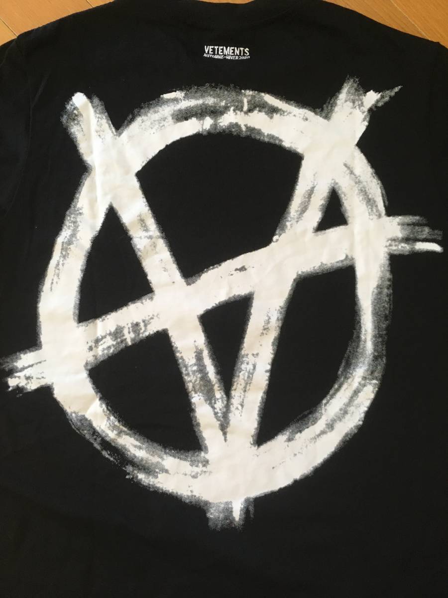 ☆美品 VETEMENTS ヴェトモン アナーキー バックプリントTシャツ M 