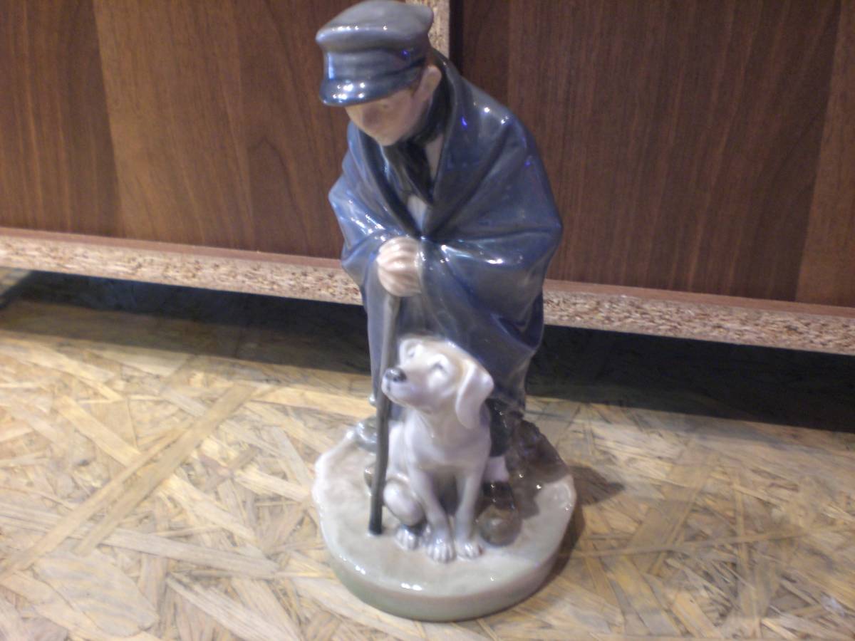  ROYAL COPENHAGEN フィギュリン 羊かいの少年と犬 №782 Shepherd with dog 1978年頃 廃盤 ロイヤルコペンハーゲン 人形 インテリア雑貨(ロイヤルコペンハーゲン)｜売買されたオークション情報、yahooの ロイヤルコペンハーゲン