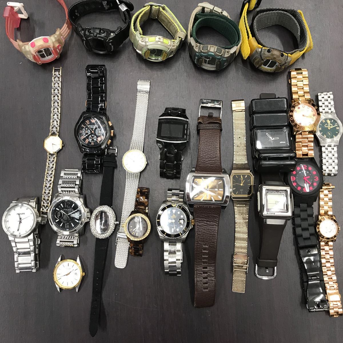 K7/ブランド時計まとめ 23点セット アルマーニ /G-SHOCK /RADO /Nixon