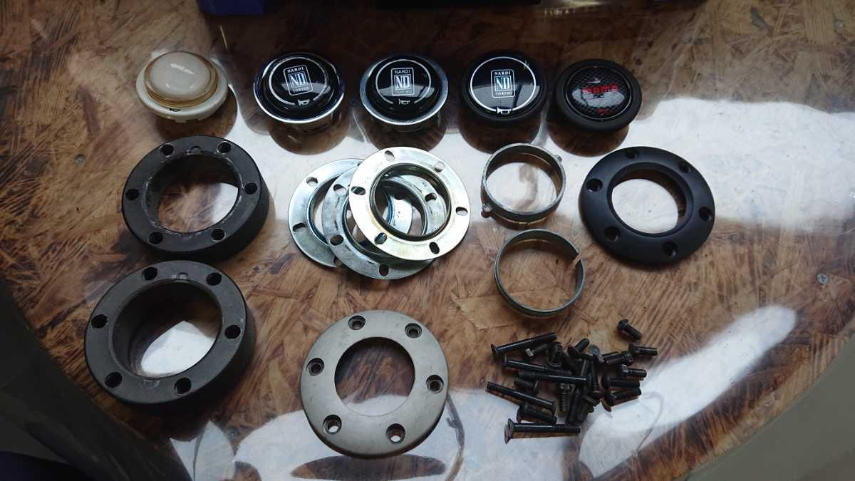 NARDI ナルディ ガラ3 ステアリング36cm⁄ホーンボタン⁄MOMO⁄モモ