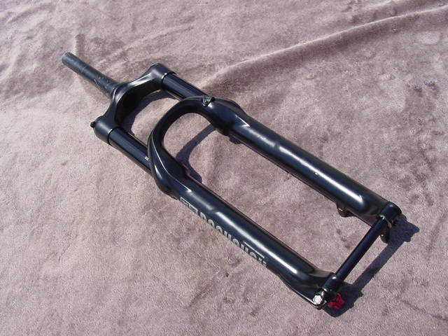  ROCKSHOK PIKE 27.5 RCT3 140㎜/15QR(サスペンションフォーク)｜売買されたオークション情報、yahooの商品情報をアーカイブ公開 - オークファン サスペンションフォーク