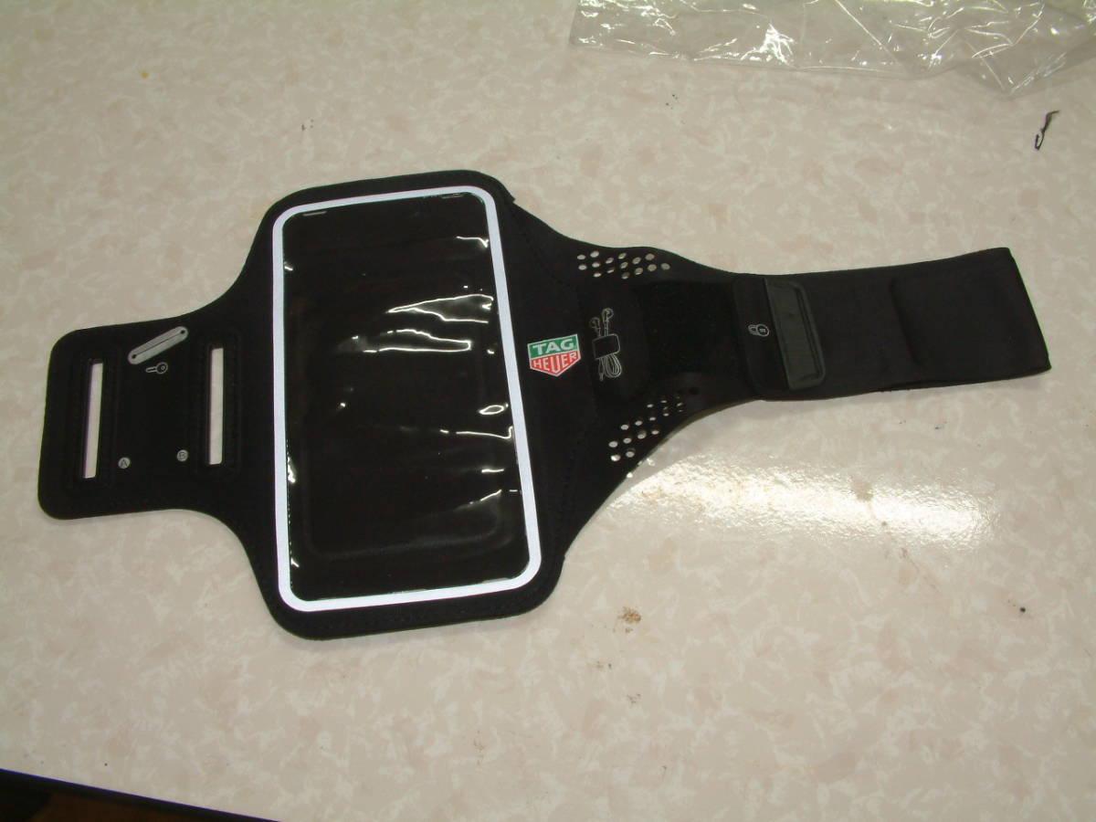 ■TAG Heuerランニングスマホ/アームバンド未使用非売品■タグホイヤー2021