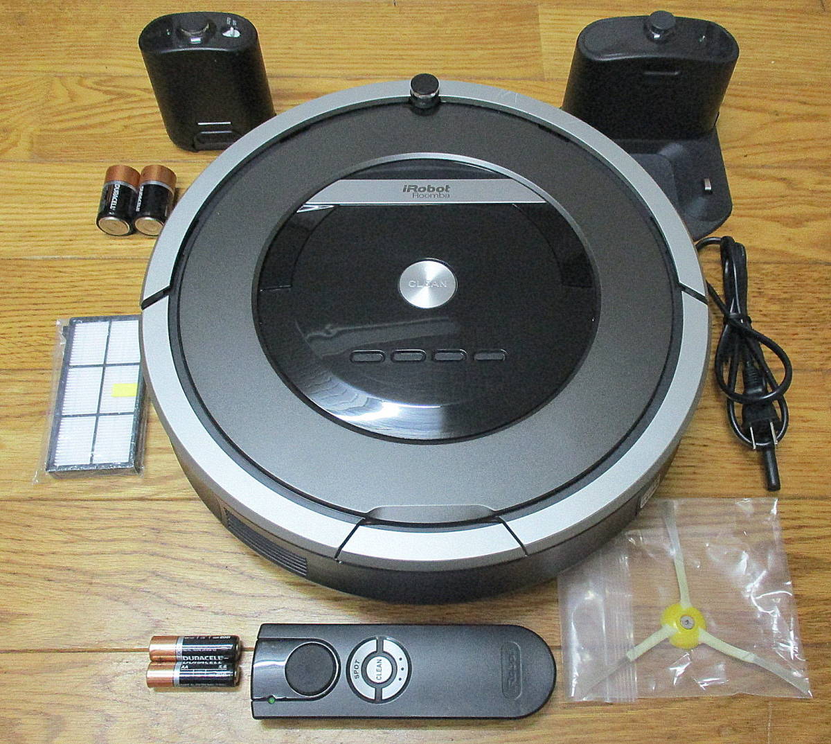 超激得，大人気 ルンバ iRobot Roomba 870 フィルター&ブラシ類全て&バッテリー 3500mAh に交換 完動(ロボットタイプ)｜売買されたオークション情報、yahooの商品情報をアーカイブ公開 - オークファン ロボットタイプ