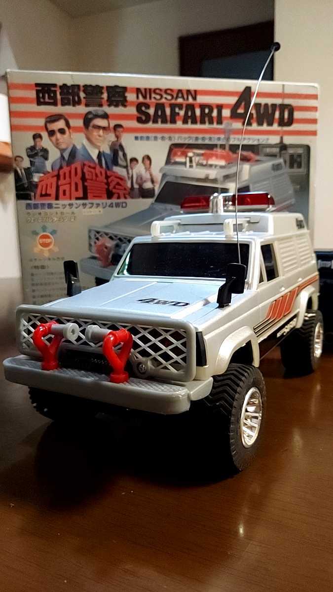 ヨネザワ 1/16 ラジオコントロール 西部警察 ニッサン サファリ 4WD