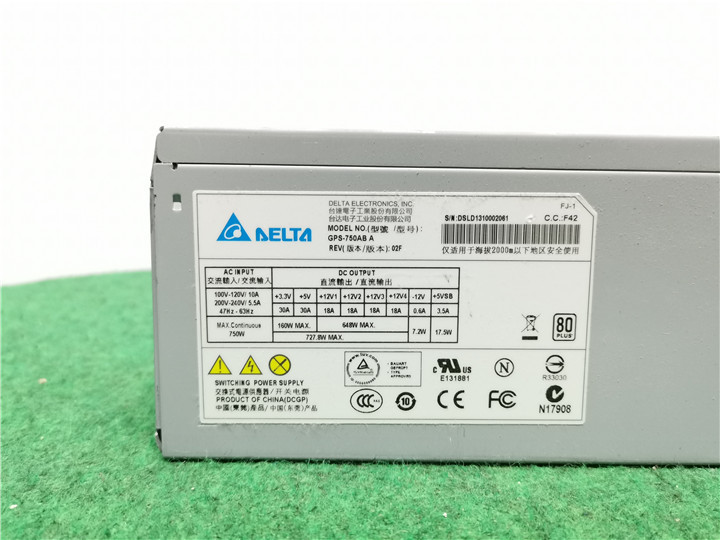中古品 　動作確認済み　DELTA GPS-750AB A 750W 電源BOX 　電源ユニット 　送料無料