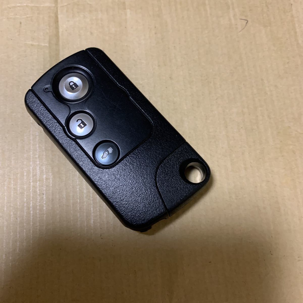 送料無料☆☆ホンダ スマートキー 72147-SFM-J81 片側スライド フリード 7