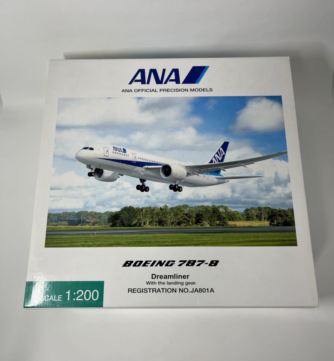 航空機・ヘリコプター ANA Boeing 787-8 JA801A 1:200 ANA 787-8 1⁄200 模型 飛行機 Wikimedia ANA 1/200 ボーイング787-8