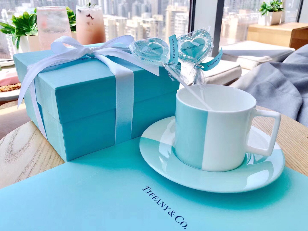 【新品未使用】TIFFANY　ティファニー　Tiffany & Co　カップ&ソーサー　2点セット　ギフト_1