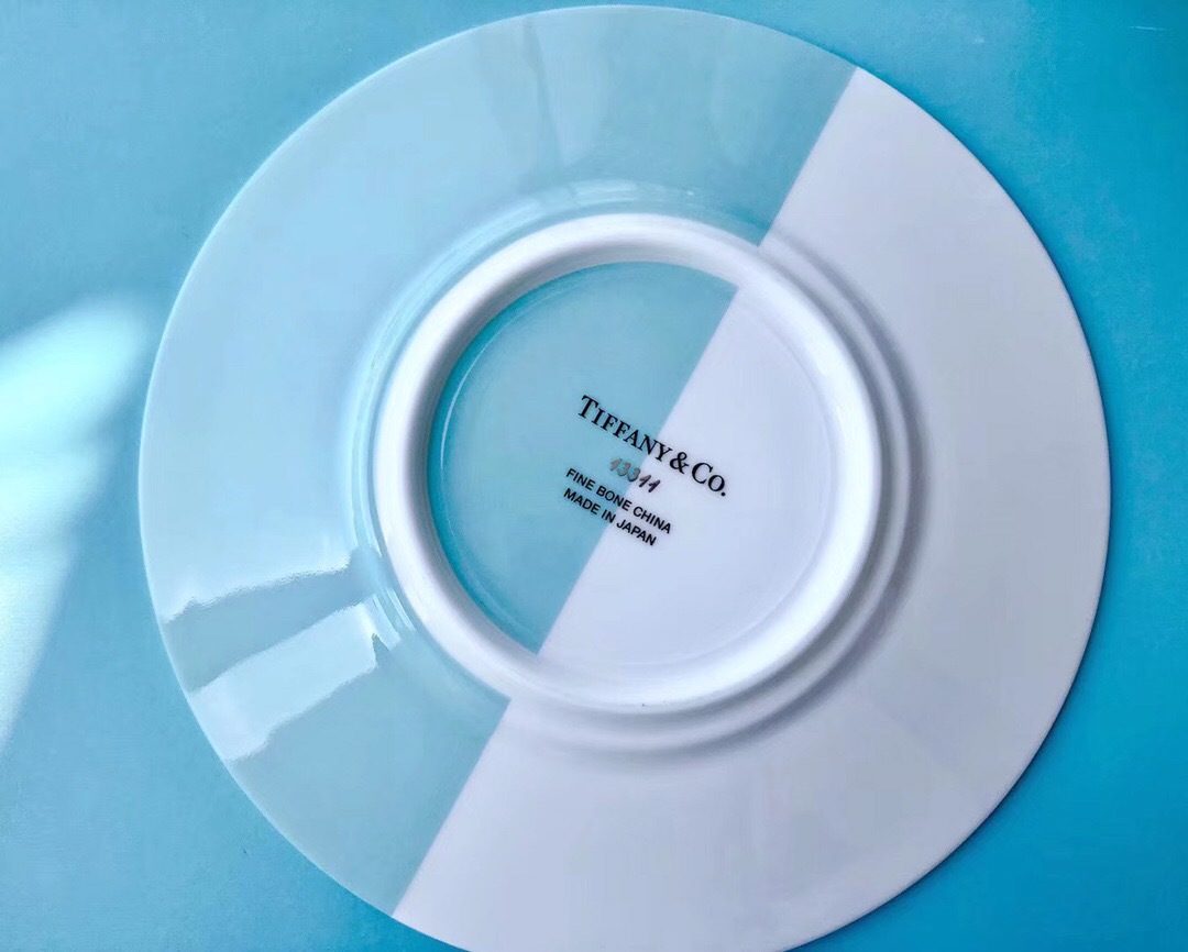 【新品未使用】TIFFANY　ティファニー　Tiffany & Co　カップ&ソーサー　2点セット　ギフト_4