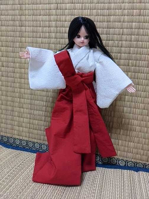 十二単風 リカちゃん着せ替え着物 ☆人形付き 【公式通販】