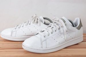 スタンスミス 白のヤフオク!の相場・価格を見る｜ヤフオク!のスタンス 
