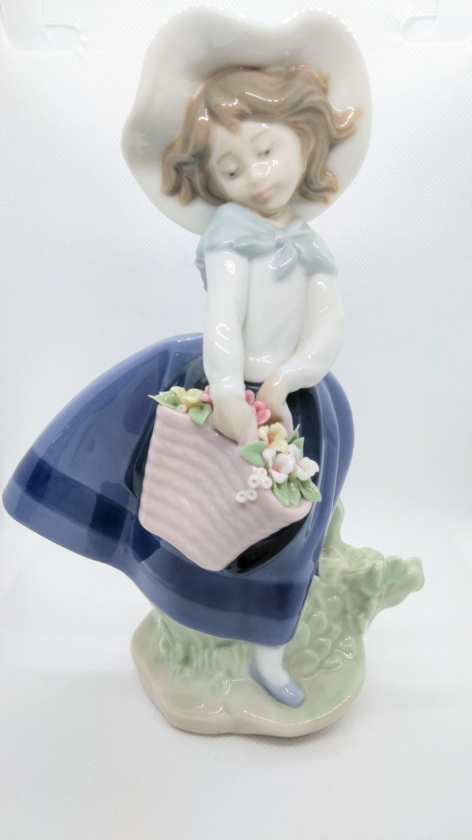 フィギュリン リヤドロ LLADRO 置物 きれいな花ばかり | 「きれいな花