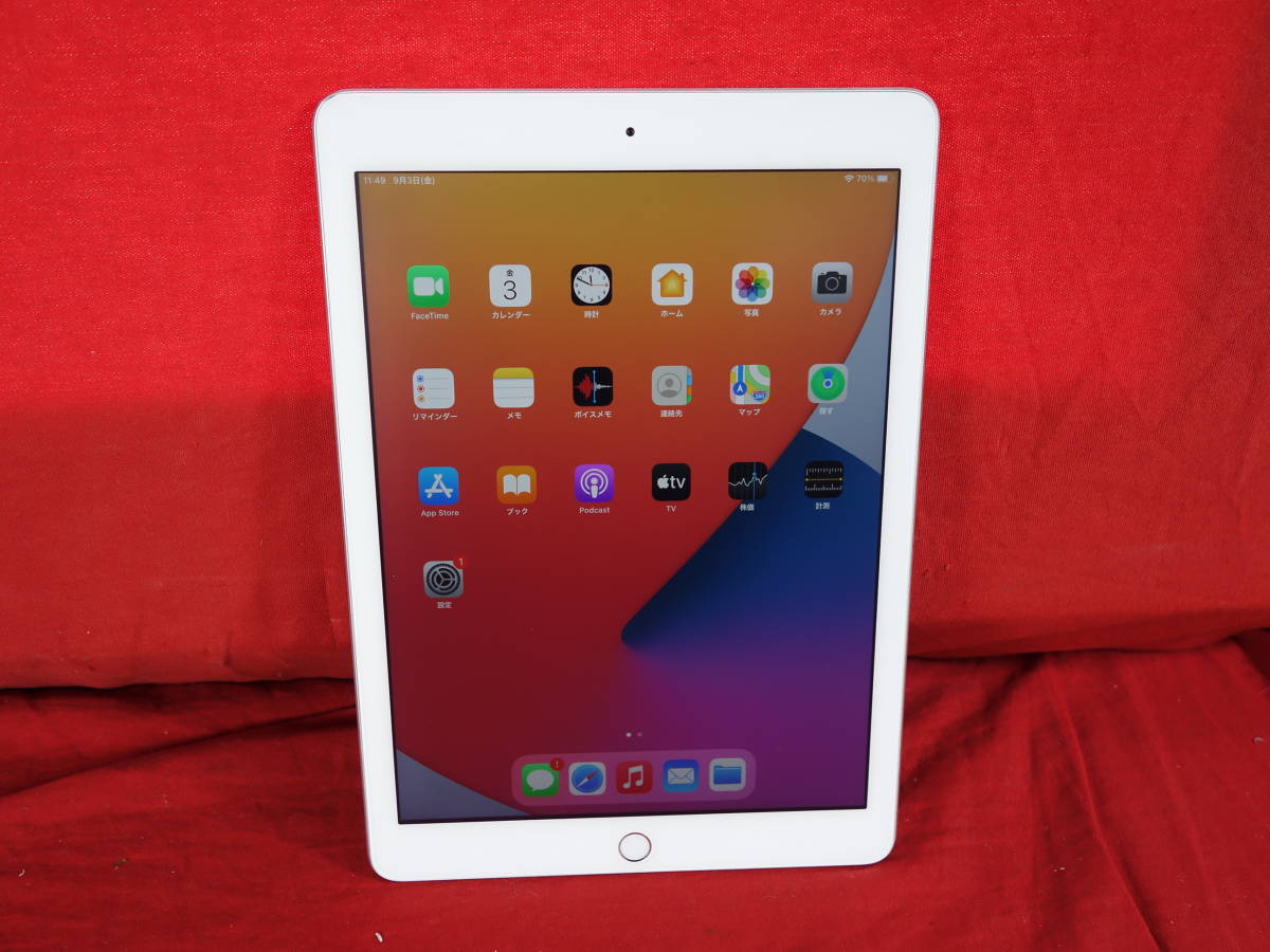 128GB iPad 第5世代 Apple Wi-Fi シルバー (第5世代) APPLE 〔中古〕