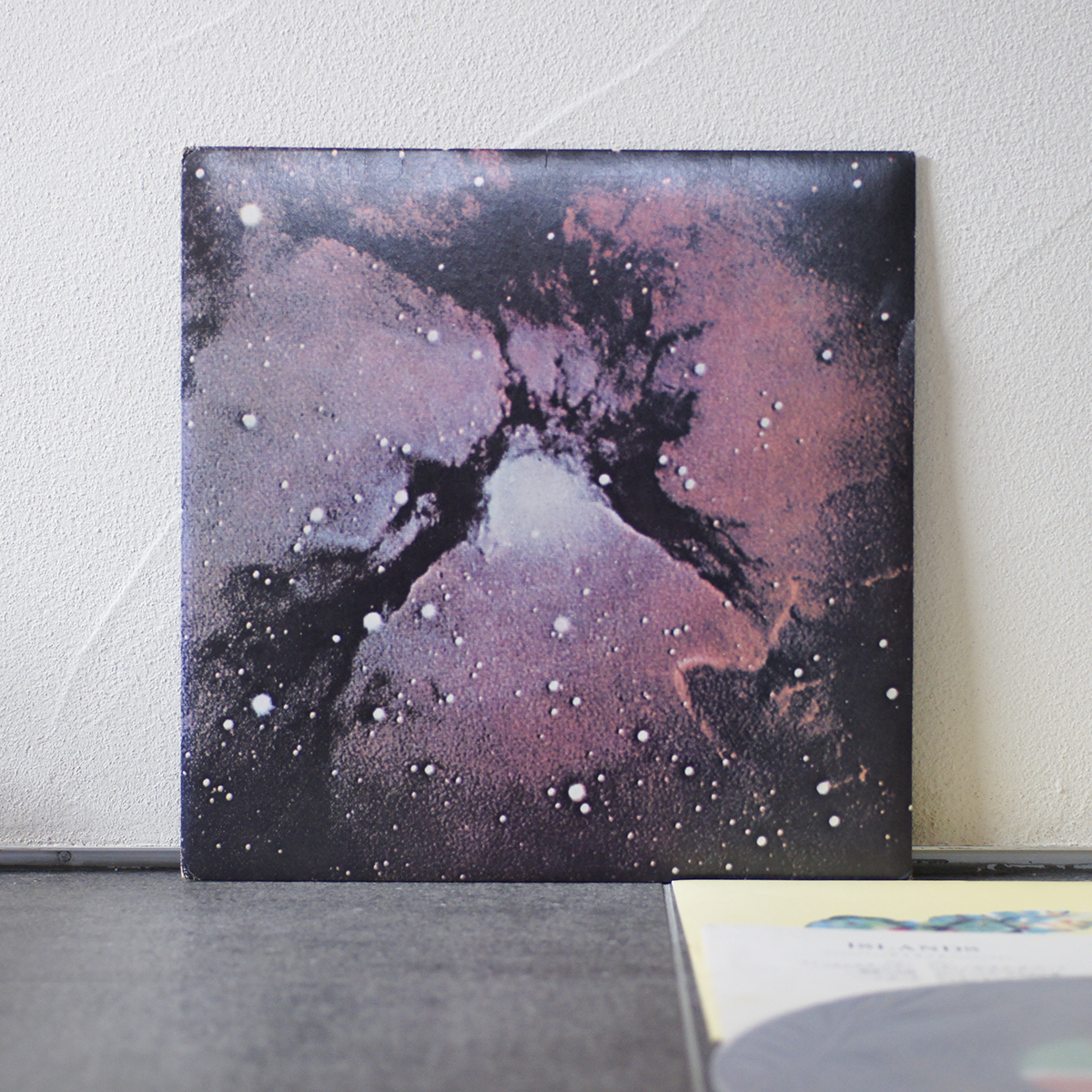 大人気，セール 盤状態 Mint NM キング クリムゾン KING CRIMSON アイランド ISLANDS 国内盤 LP P-8207 レコード アナログ(King Crimson)｜売買されたオークション情報、yahooの商品情報をアーカイブ公開 - オークファン King Crimson