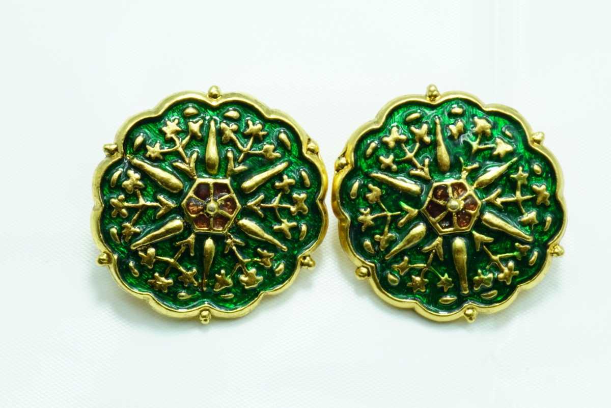 109 KENZO/ケンゾー イヤリング 両耳 セット ヴィンテージ アクセサリー ビンテージ アンティーク ブランド 海外製 ゴールドカラー 装飾品
