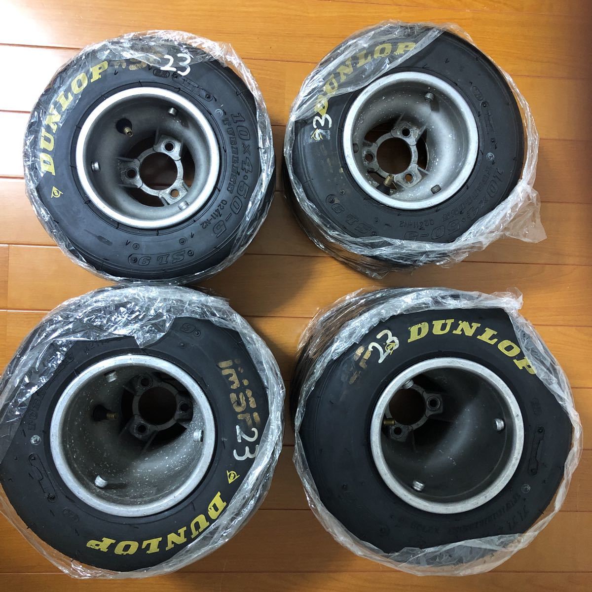 セット タイヤ ゴルフカート レーシングカート用フリーライン マグ 