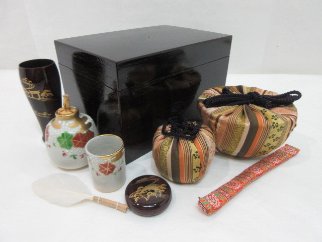 風流庵】 『茶箱点前』 桐地 溜塗 ☆ 利休茶箱 一式揃｛