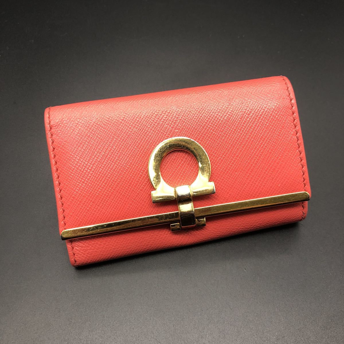 即決 Salvatore Ferragamo フェラガモ 6連キーケース フェラガモ
