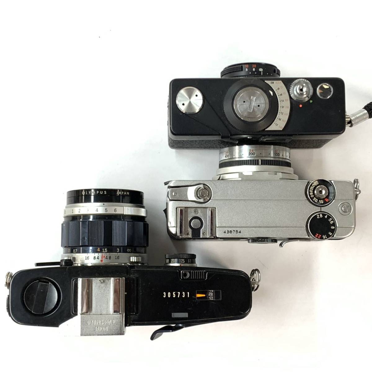 -「ジャンクカメラ - メルカリ 15台 5点まとめ売り X- ★人気のフィルムカメラ★ ジャンクまとめてセット 5点 Canon QL-17 G-Ⅲ / Petri Color 35 / Rollei 35 LED / Olympus PEN-F 40mm F1.4