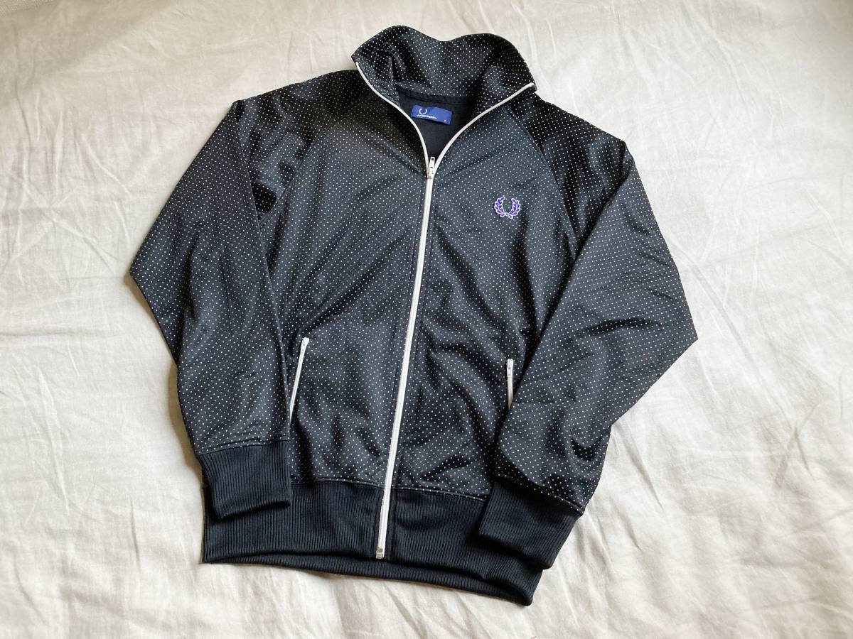FRED PERRY フレッドペリー ドット柄 月桂樹露 ロゴ ワッペン トラック 