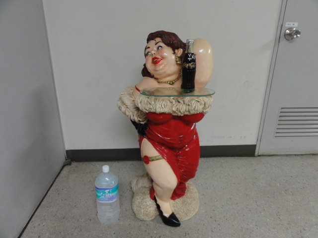 渡辺直美似 豊満セクシー人形 H約90cm 8 軽量設計 屋内用 樹脂製 トレー欠品 品 傷汚有 その他 売買されたオークション情報 Yahooの商品情報をアーカイブ公開 オークファン Aucfan Com