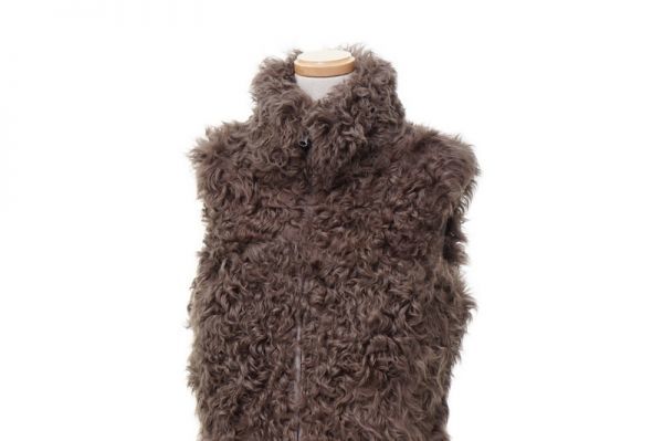 ⭐︎マックスマーラウィークエンド⭐︎リアルファーベスト ウィークエンドマックスマーラリアルファーリバーシブルベスト