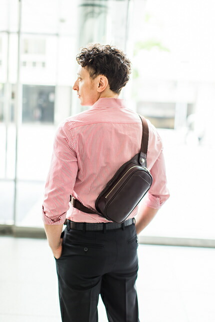 日本製 エルゴポック Hergopoch 06 Ms 牛革 ワキシングレザー クロスボディバッグ ミニワンショルダーバッグ 茶 ボディバッグ 売買されたオークション情報 Yahooの商品情報をアーカイブ公開 オークファン Aucfan Com