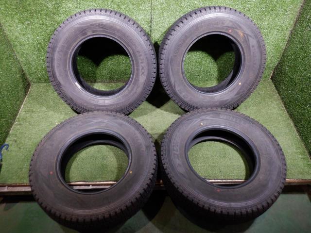 山形 酒田発】中古 タイヤ4本 ダンロップ ウィンターマックス SV01