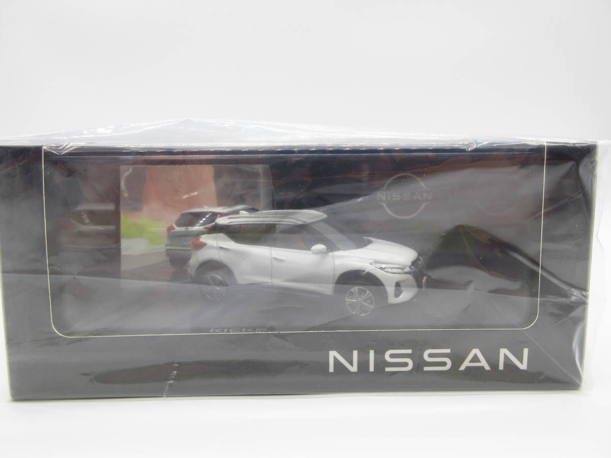 NISSAN NOTE カラーサンプル ディーラー特注 ミニカー 1/43 日産 NISSAN ディーラー特注 ミニカー 新型キックス KICKS カラー
