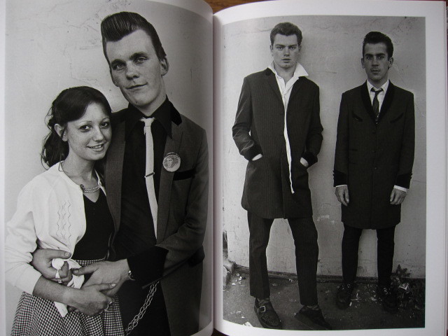 絶版 本 洋書 The Teds Teddy Boy テディー ボーイ ネオロカビリ ロンドン ロックンロ ル Uk ファッション アート写真 売買されたオークション情報 Yahooの商品情報をアーカイブ公開 オークファン Aucfan Com