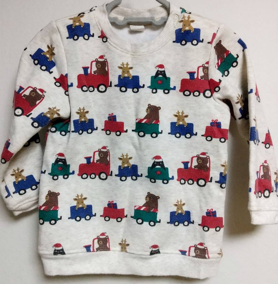 H M クリスマス柄のトレーナー スウェット サイズ表記2a 92cm 90cm 裏起毛 あたたか 機関車柄 90 85 94cm 売買されたオークション情報 Yahooの商品情報をアーカイブ公開 オークファン Aucfan Com