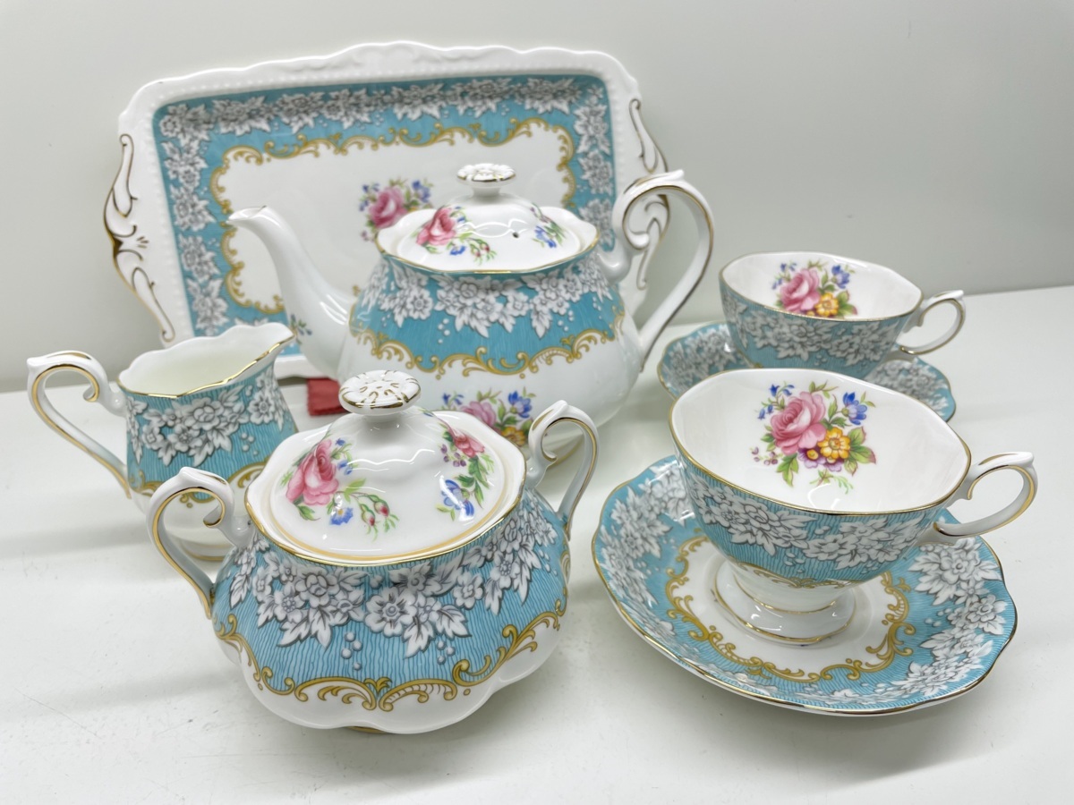 美品 ROYAL ALBERT ロイヤルアルバート エンチャントメント ティー