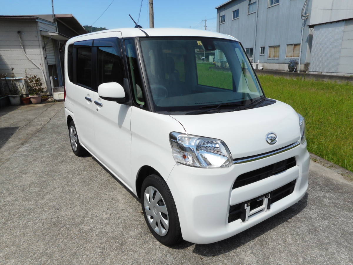□ダイハツ□タントカスタム□車検2年付き□自税支払い無し□ACガス 