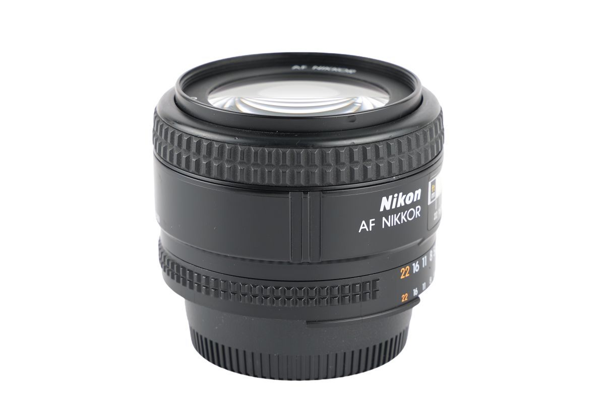 04282cmrk Nikon AF NIKKOR 28mm F2.8D 単焦点 広角レンズ Fマウント