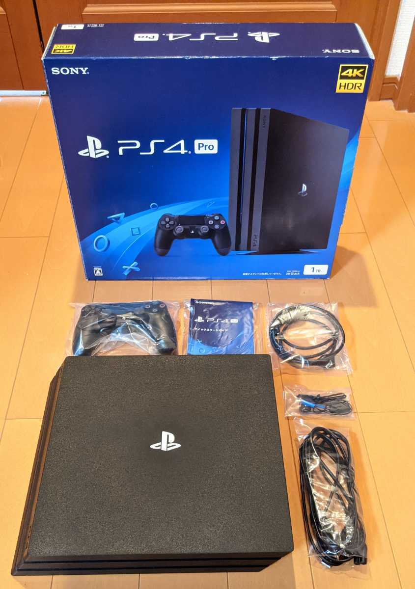 【中古美品】PlayStation4 Pro PS4 cuh-7200b