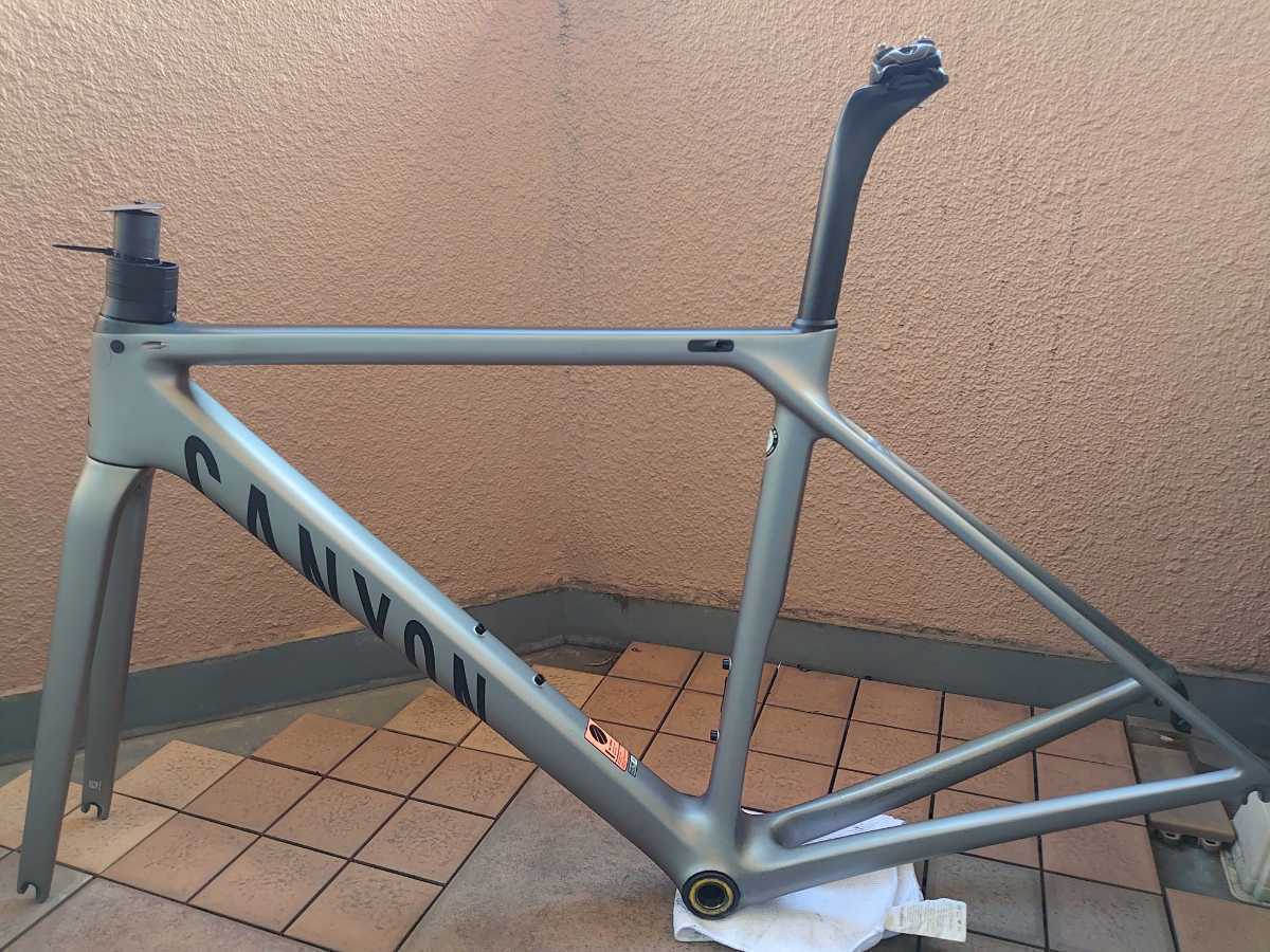 CANYON Ultimate CF SLX 2017 サイズXS キャニオン アルティメイト リムブレーキ用 電動用フレーム ハンドル付