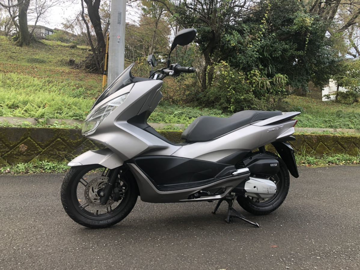 Pcx125 Jf56 ノーマル 転倒歴あり 近場安く運びます 51cc 125cc 売買されたオークション情報 Yahooの商品情報をアーカイブ公開 オークファン Aucfan Com
