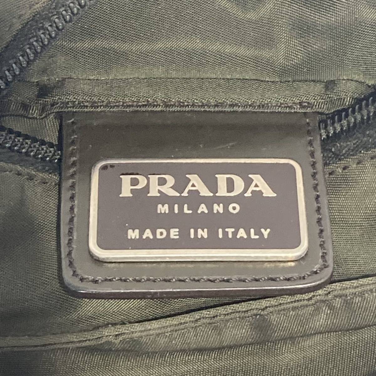 PRADA ショルダーバッグ プラダ カーキ ナイロン PRADA(プラダ) ⁄ 三角