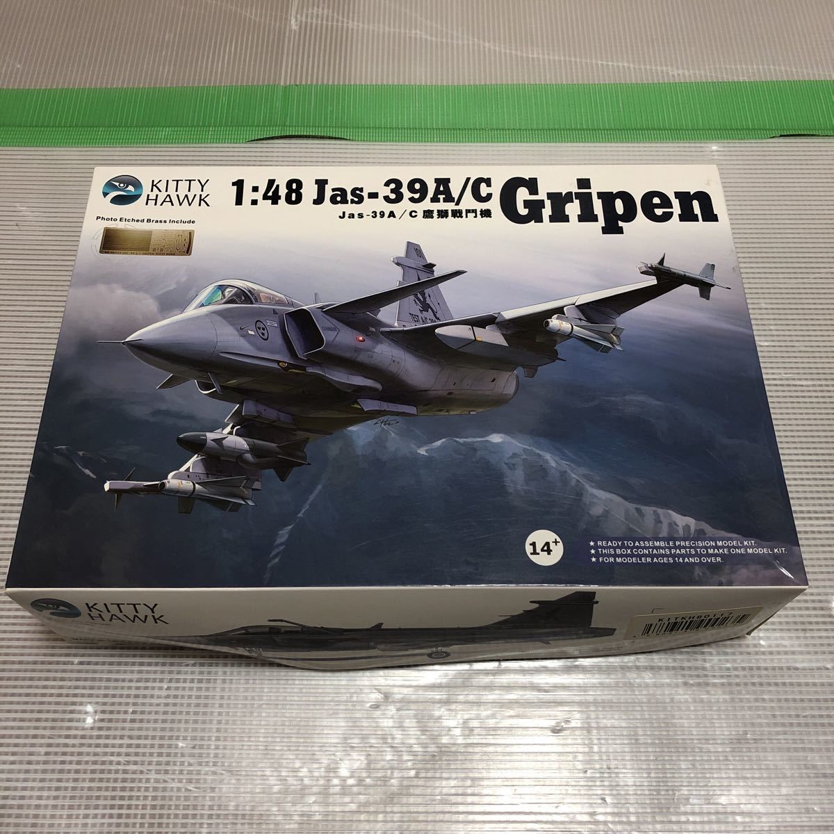 a12 未組立 キティホーク KITTY HAWK Jas-39A/C Gripen グリペン 1/48 プラモデル