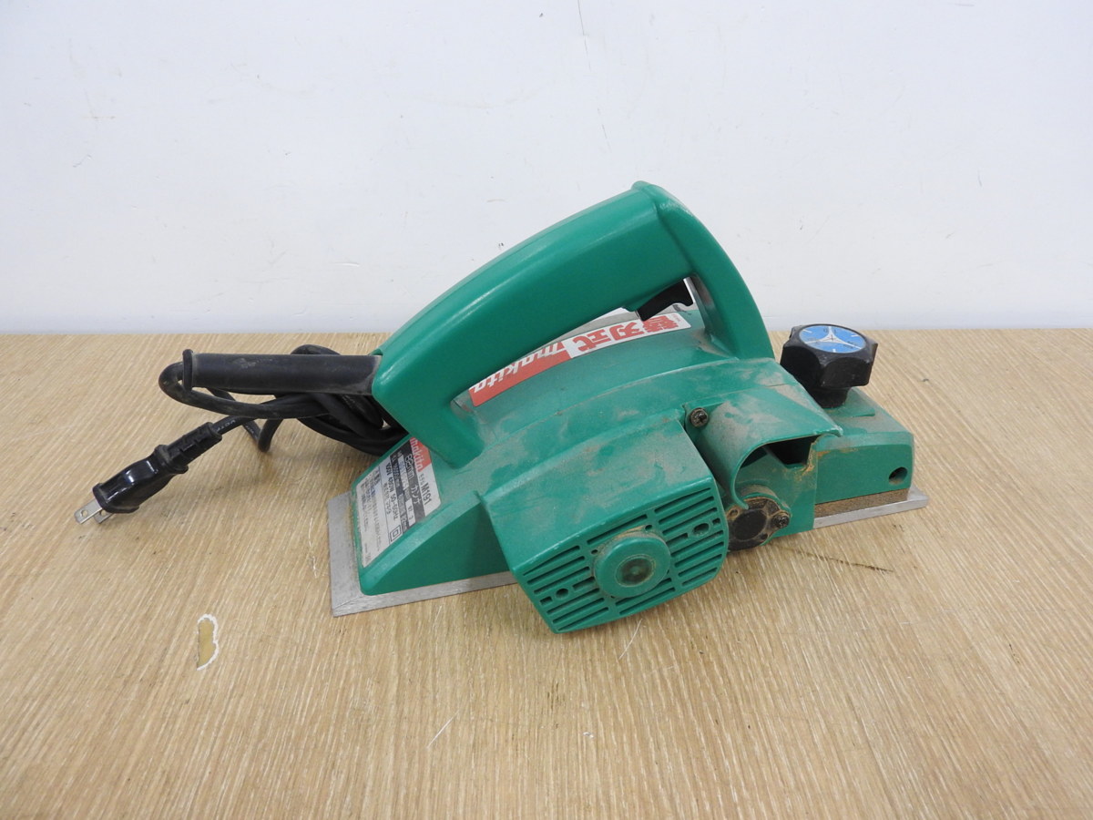 ☆ makita マキタ M191 82mm 替刃式 電動カンナ ☆中古☆ マキタ M191