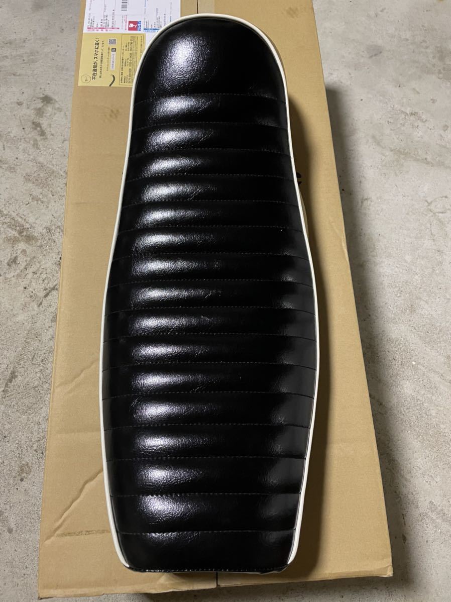 sr400タックロール シートホワイトパイピング SR400 キャブ用 社外