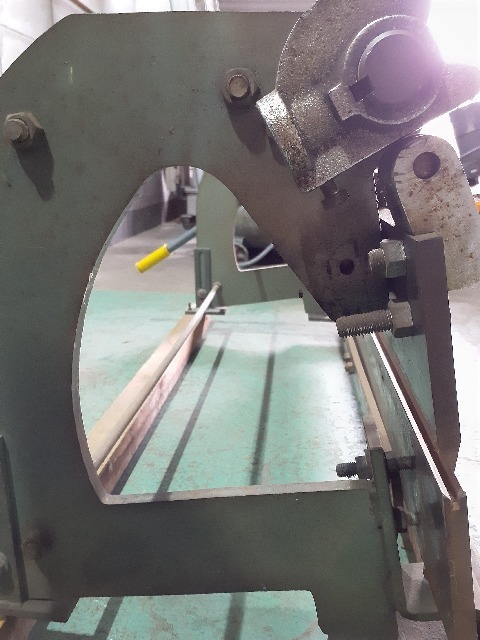 【1円スタート！】 手動式 プレス切断機 シャーリング 建築板金切断機_4