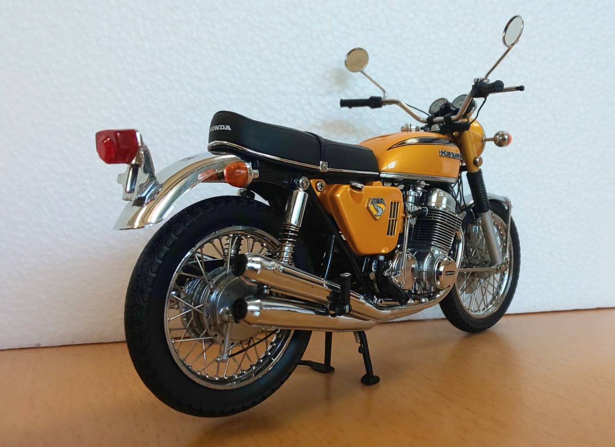 1/6 ミニチャンプス ホンダ CB750 ゴールド Minichamps Honda CB750