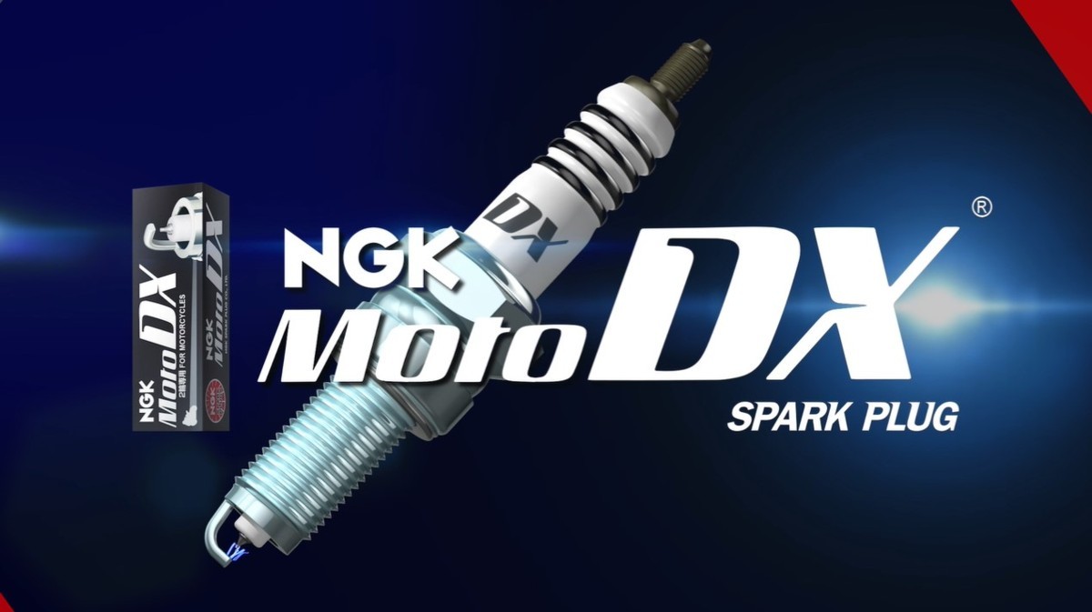 CB1100EX SC65 ホンダ　NGK MotoDXプラグ　1台分4本 【LMAR8ADX-9S94965】