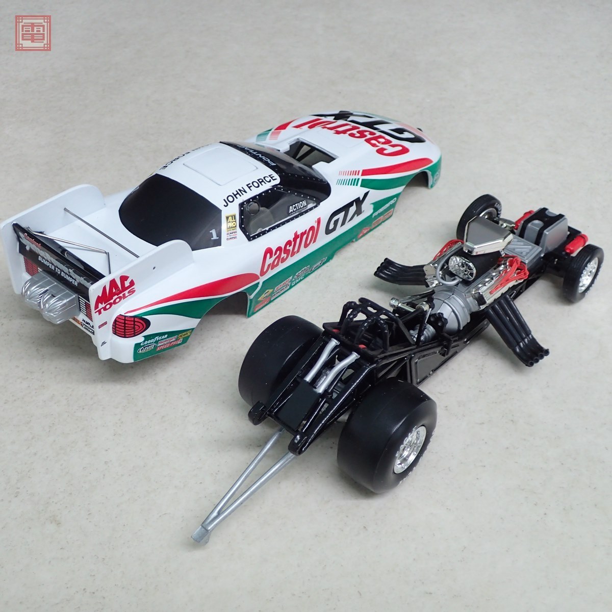 アクション 1/24 RACING COLLECTABLES ジョンフォース カストロール