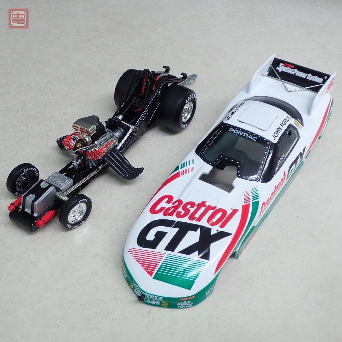 アクション 1/24 RACING COLLECTABLES ジョンフォース カストロール